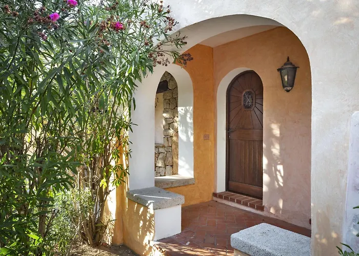 Lovely Flat Only 350mt From The *