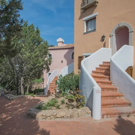 Apartament Lovely Flat Only 350 M From The